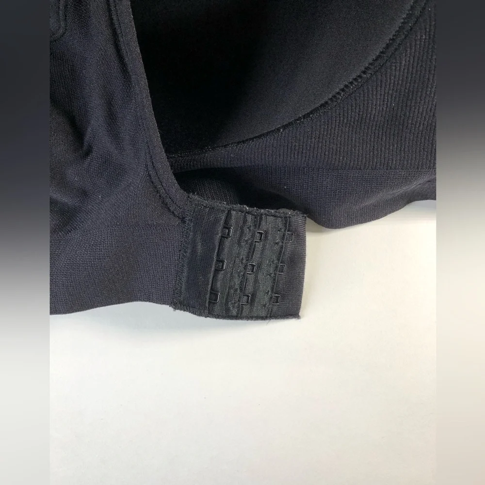 Black Padded Comfort Bra - Picture 5 of 7